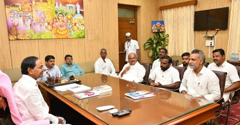 Cm Held A Review Meeting On Farmers Demand
