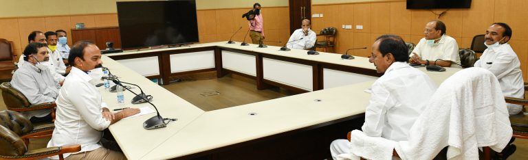 Cm Kcr Held A Review Meeting On Sending Back The Migrant Labours To Theri Native Places 04 05 2020