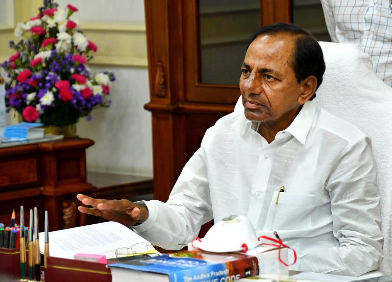 Cm Kcr Held Review Meeting With Irrigation Officials 10 08 2020