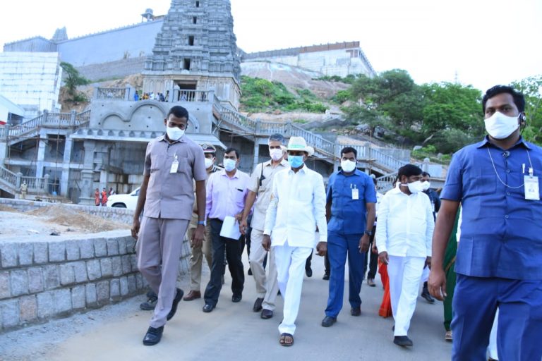 Cm Sri Kcr Inspected The Ongoing Works Of Yadadri Temple 21 06 2021 11