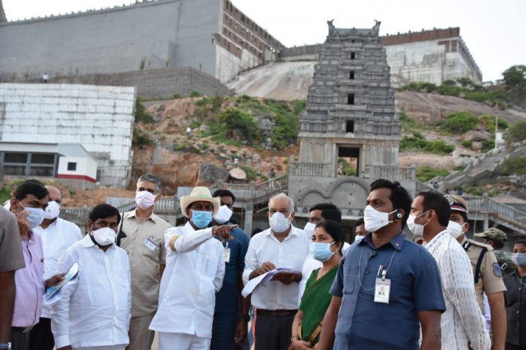 Cm Sri Kcr Inspected The Ongoing Works Of Yadadri Temple 21 06 2021