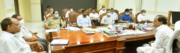 Cm Kcr Held A Review Meeting On Telangana Dalit Bandhu Scheme Implementation 18 07 2021
