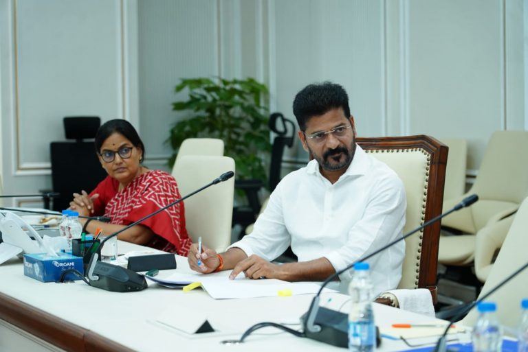 Cm Revanth Reddy Held A Meeting With The Representatives Of Confederation Of Indian Industry (cii) 06 01 2024 (2)