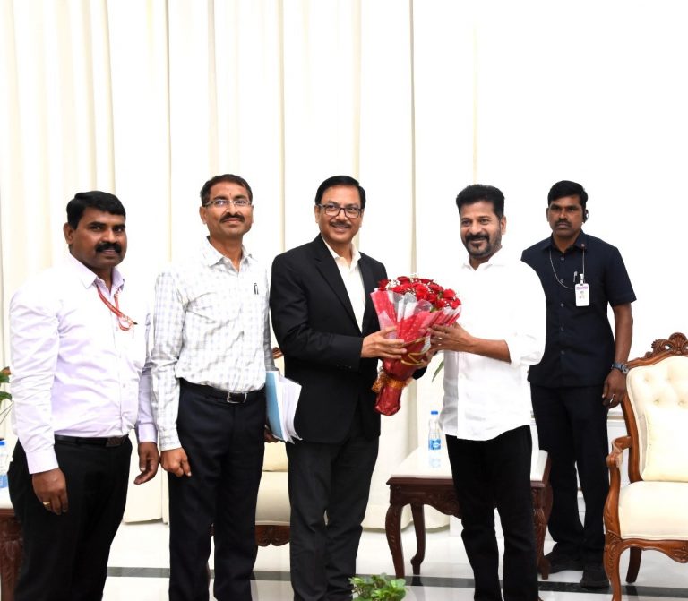South Central Railway General Manager Met Cm Revanth Reddy 09 01 2024