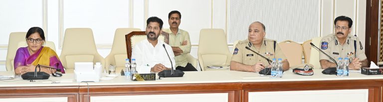Cm Sri Revanth Reddy Holds Review On Traffic Issues In Hyderabad 31 01 2024 (3)