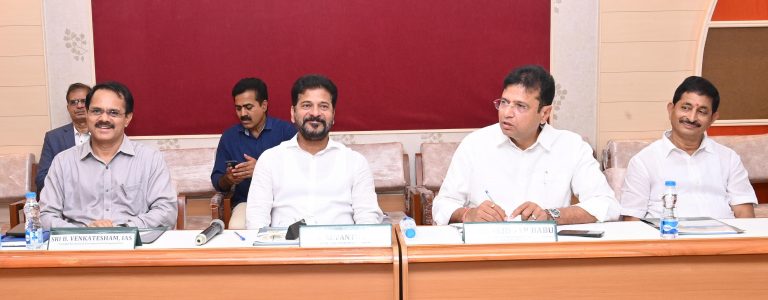 Cm Revanth Reddy Held A Meeting With Representatives Of Various Industrial Units On Skill Development At The Engineering Staff College, Gachibowli 08 07 2024 (1)