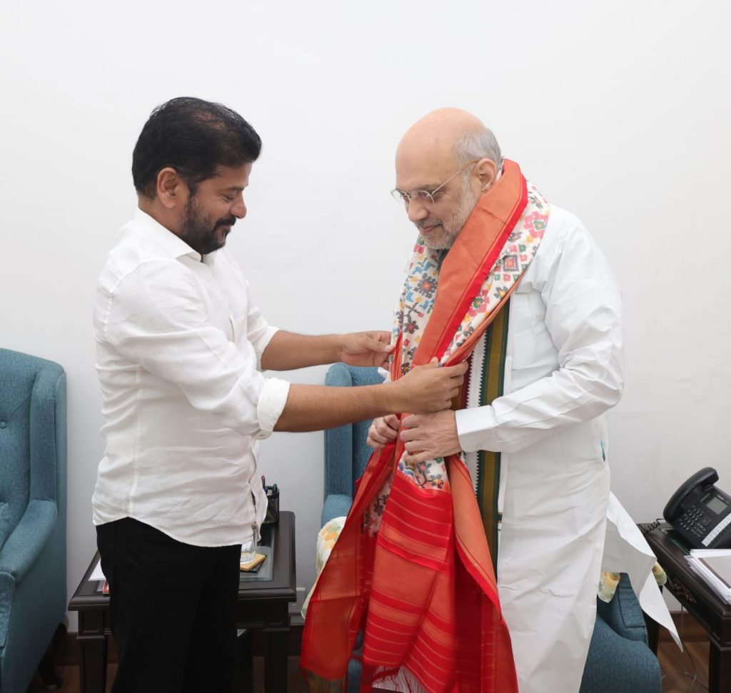 Cm Revanth Reddy Met Union Minister Amit Shah In New Delhi 04 07 2024 1