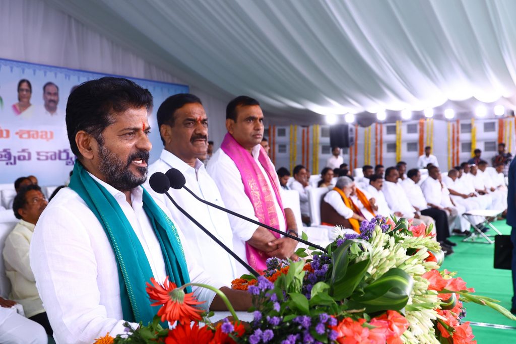Cm Revnath Reddy Launched Katamayya Rakshaka Kavacham Scheme At Tativanam In Abdullapurmet 14 07 2024 7