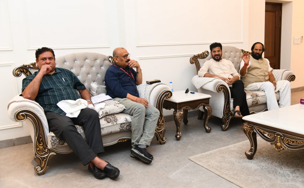 Cm Sri Revanth Reddy Reviewed Issues Related To Repairs, Inspections, And Commission Inquiries Of The Medigadda Barrage