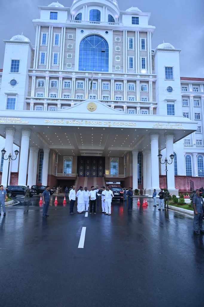 Cm Revanth Reddy Inspected The State Secretariat Premises To Install Telangana Talli Statue 20 08 2024 1