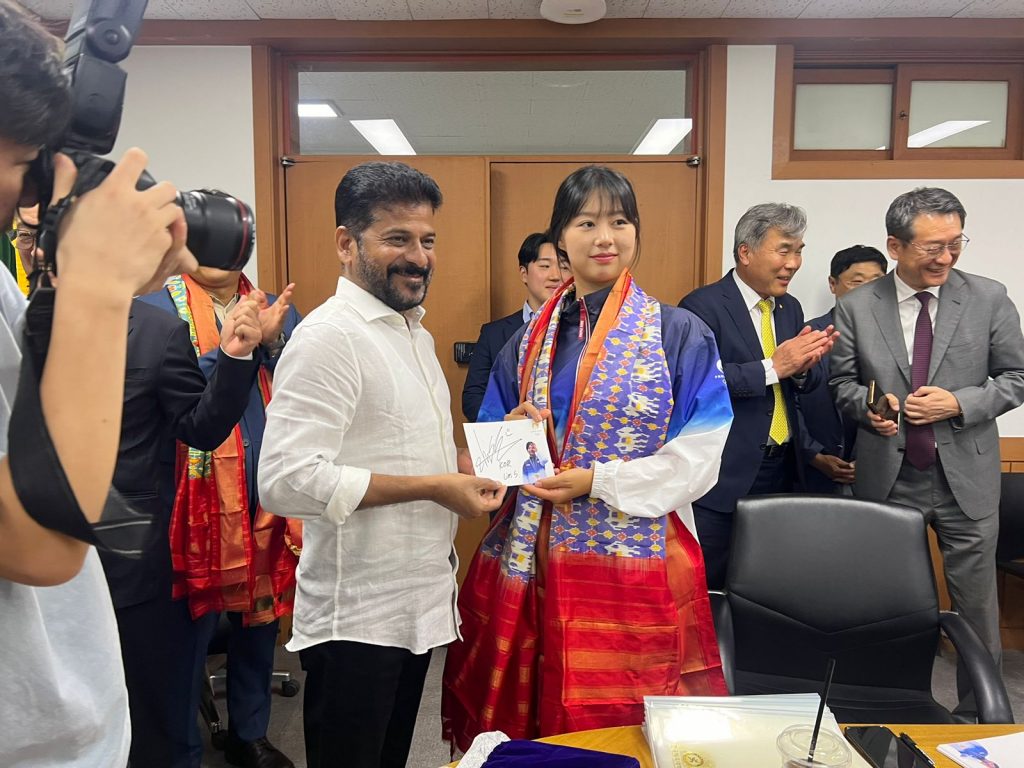 Ms Lim Si Hyeon Met Cm Revanth Reddy 17 08 2024 (2)