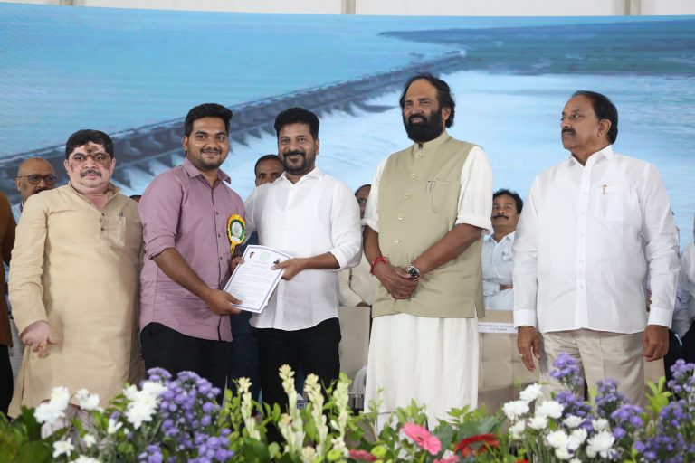 Cm Revanth Reddy Handed Over Appointment Orders To The Newly Recruited Aees (7)