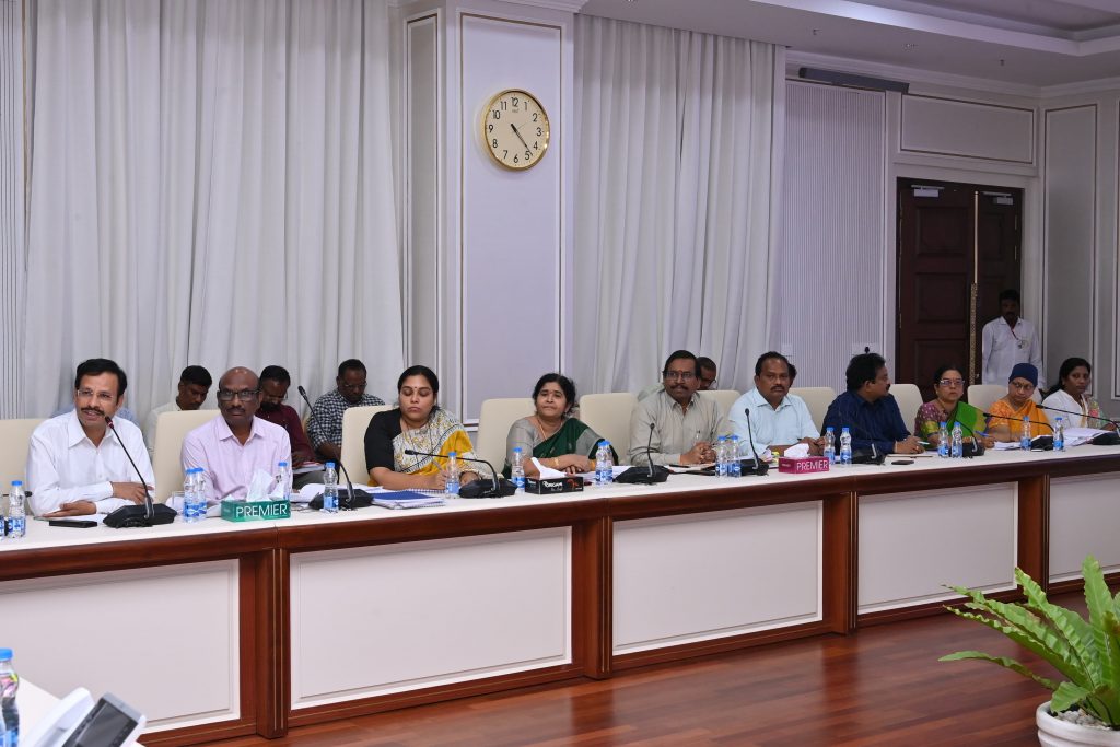 Cm Revanth Reddy Held Review Meeting With Tgsrtc Officials 10 09 2024 1