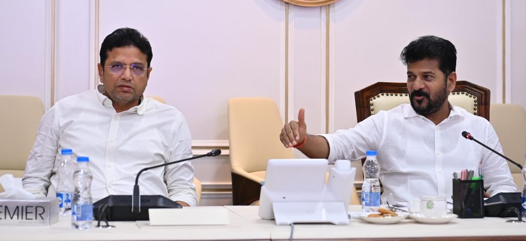 Cm Revanth Reddy Held Review On The Development Of Greenfield Pharma City 09 09 2024 (4)